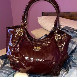 Coach Madison Maggie Rare Vintage plum Patent Leather Shoulder Bag 14”W x 9.5”H